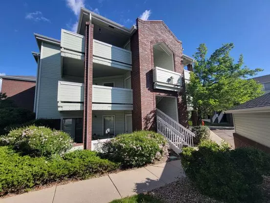 First Floor Two Bedroom Condo Available At Westwood Condos In Boulder With Flatiron Views And New Floors! Apartment for rent in Boulder, CO First Floor Two Bedroom Condo Available At Westwood Condos In Boulder With Flatiron Views And New Floors! Apartment for rent in Boulder, CO