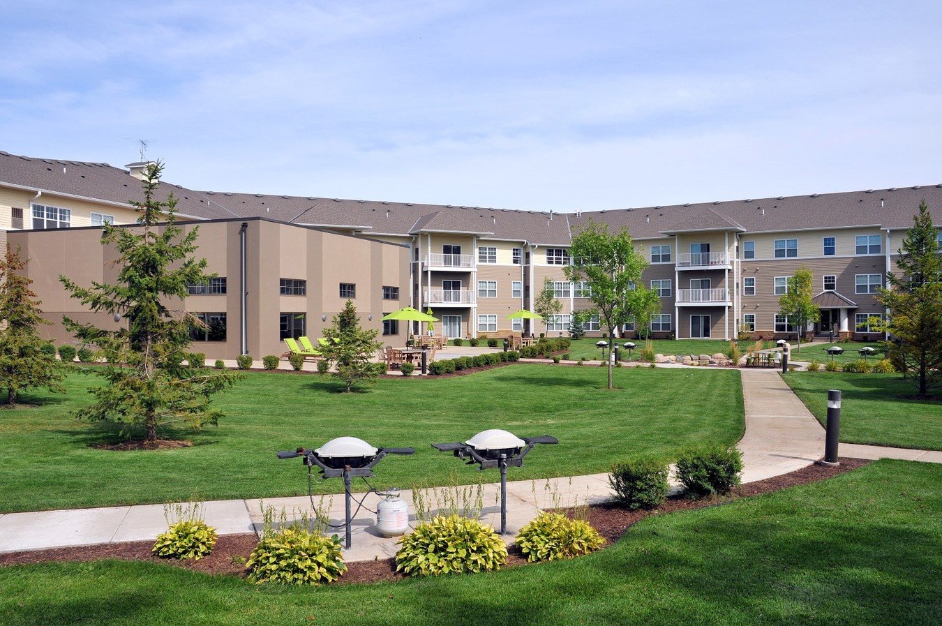 Chaska Place Apartments 325 Engler Boulevard Chaska, MN