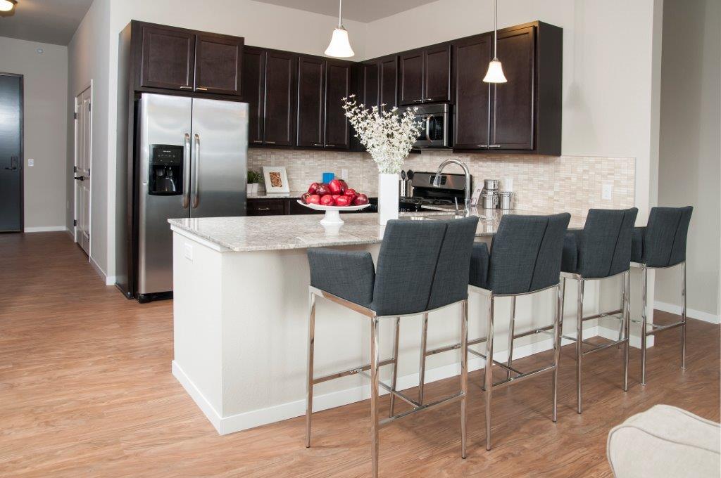 Overlook on the Creek Apartments MN Rentable