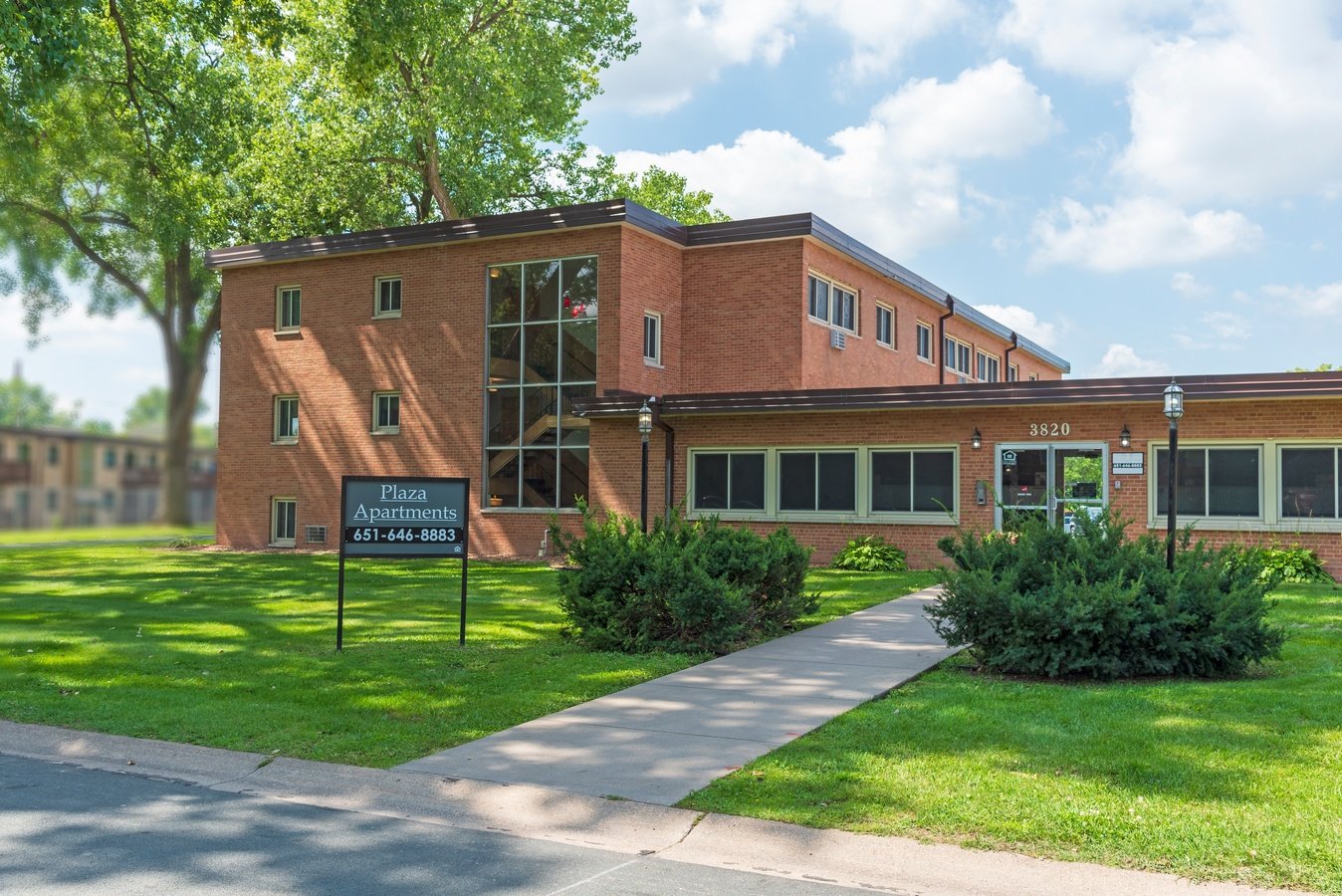 Plaza Apartments 3820 Macalaster Drive Ne St Anthony, MN