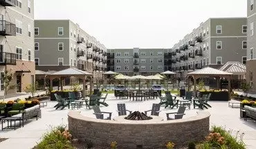 3 of 42 The Edison at Rice Creek I and II Apartment for rent in Shoreview, MN
