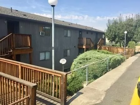 Vineyard Apartments #1-67 Apartment for rent in Lewiston, ID