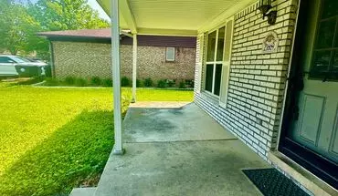 3 of 23 21669 Tulipwood Stree House for rent in Woodhaven, MI