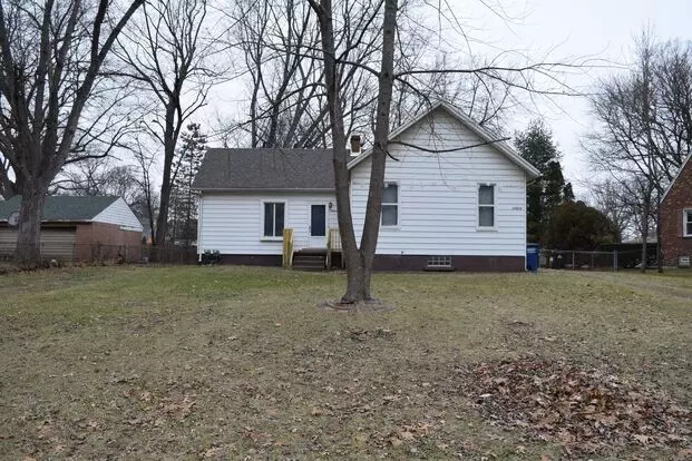 Charming Duplex Home For Lease In Westland! Apartment for rent in Westland, MI