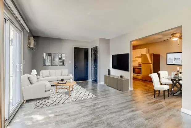 5690 Pardee Apartment for rent in Dearborn Heights, MI