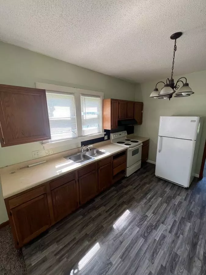 Selinger Duplex Apartment for rent in Springfield, IL