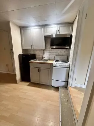 188 Cliff Apartment for rent in Burlington, VT