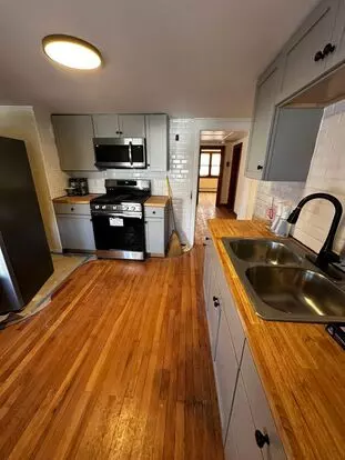 44 Drew St Apartment for rent in Burlington, VT