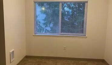 4 of 31 Redwood & Waverly Square Apartment Homes Apartment for rent in Albany, OR
