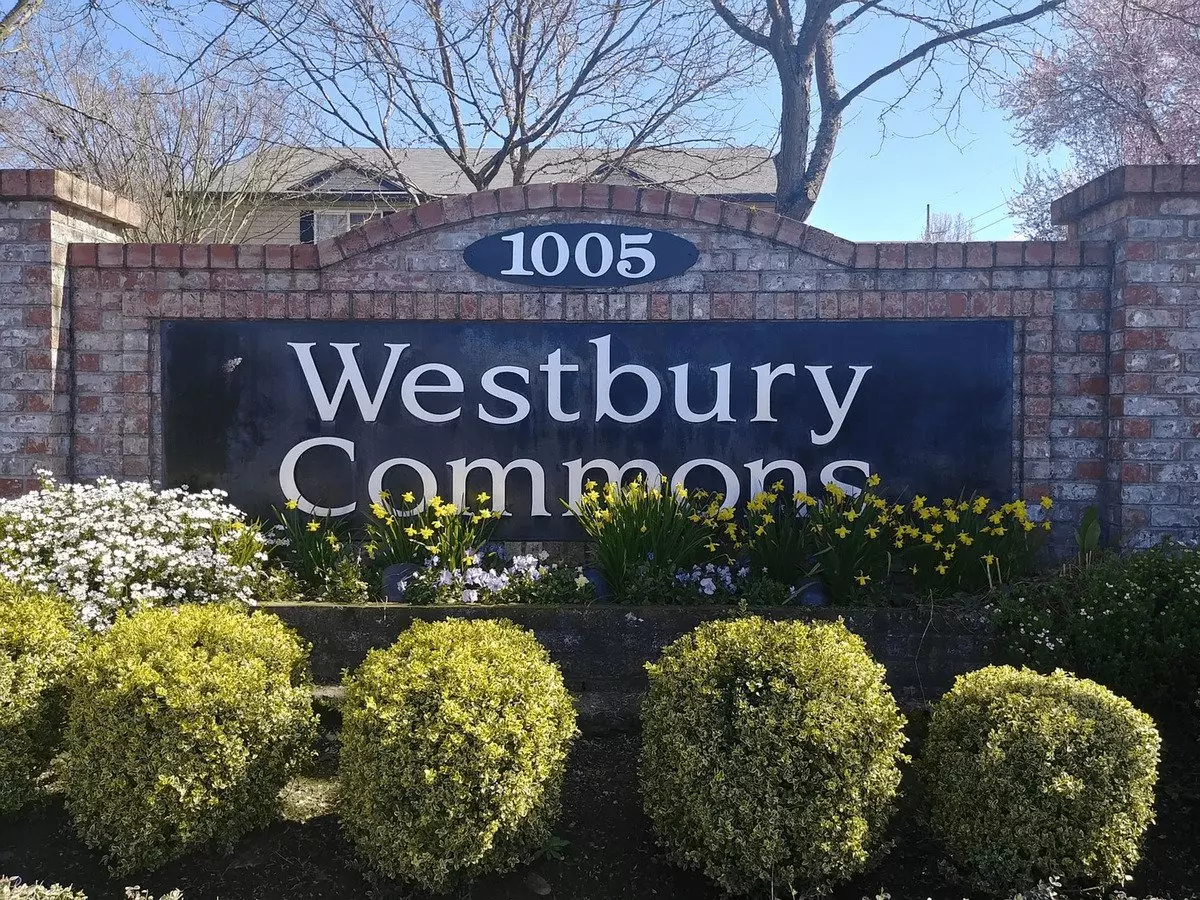 2 of 2 Westbury Commons Apartment for rent in Vancouver, WA