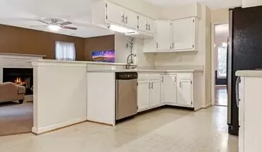 5 of 21 7704 Middlefield Mews House for rent in Chesterfield, VA