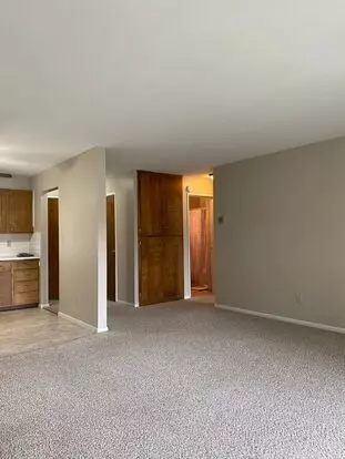 Oakland Apartment for rent in Fargo, ND Oakland Apartment for rent in Fargo, ND