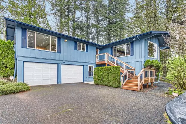 Single Family Home In West Linn With A Wonderful View Apartment for rent in West Linn, OR