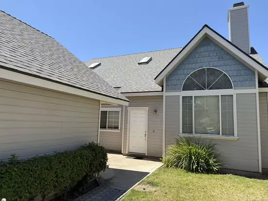 80 & 84 Brewer Street Apartment for rent in Templeton, CA