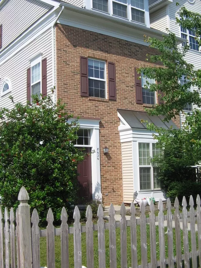 Odenton, 3 Level Twhs, End Unit, Master Suite With Fire Place House for rent in Odenton, MD