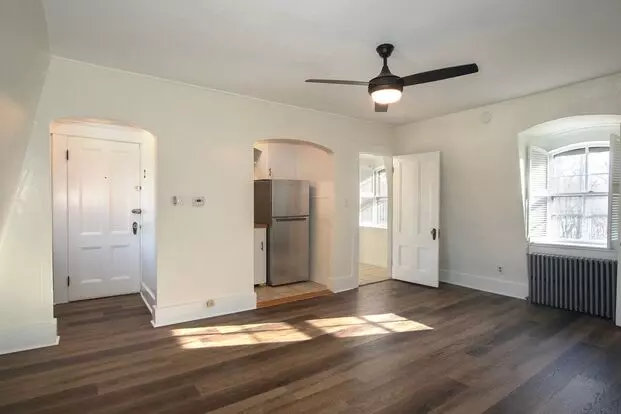 302 Wash Apartment for rent in Dover, NH
