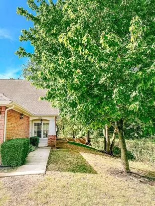 Beautiful Townhome In The Heart Of Rogers Apartment for rent in Rogers, AR