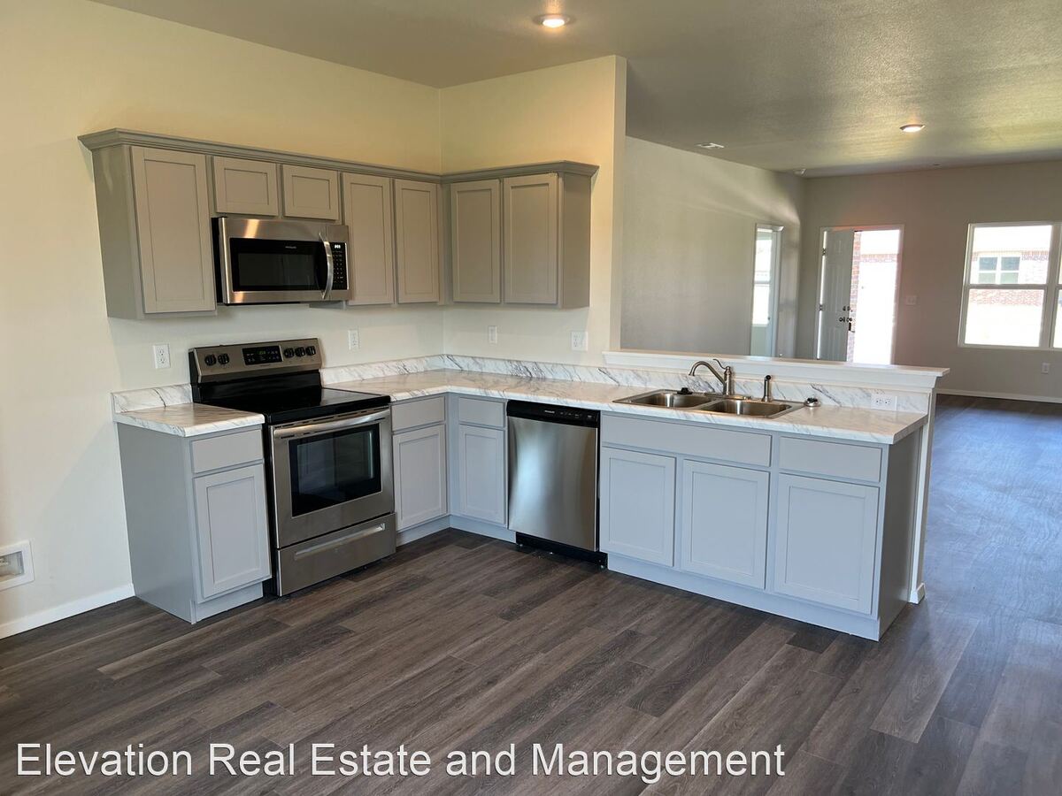 2800 N Will St Siloam Springs, AR House for Rent Rentable