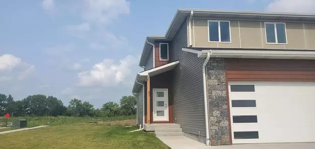 Brand New Townhome Apartment for rent in Hickman, NE Brand New Townhome Apartment for rent in Hickman, NE