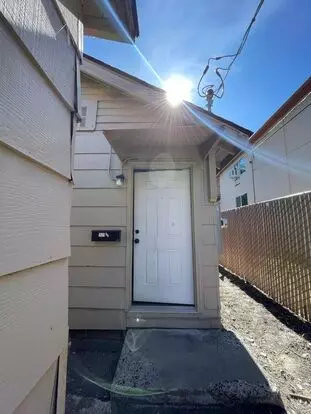 121 1/2 Mortimer Apartment for rent in Klamath Falls, OR