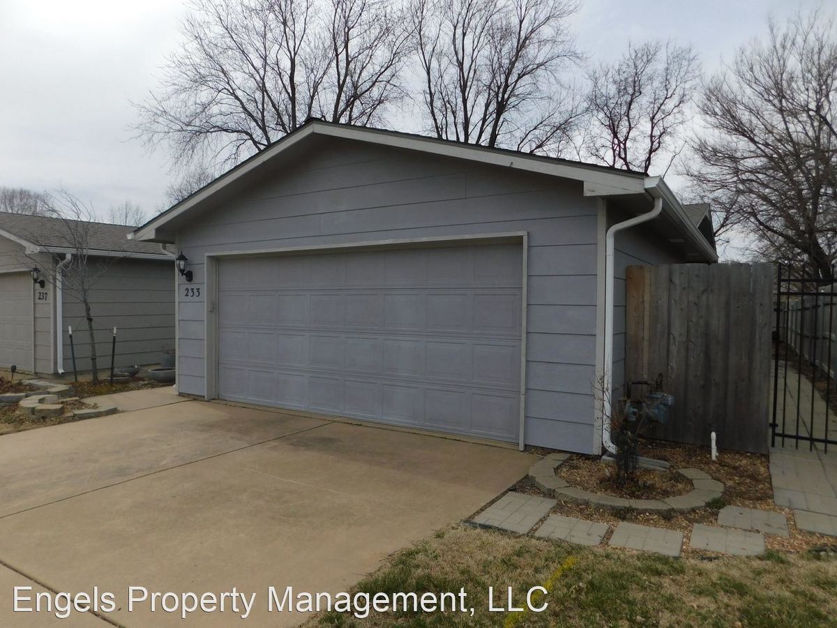 233 S Westview Derby, KS Apartment for Rent Rentable