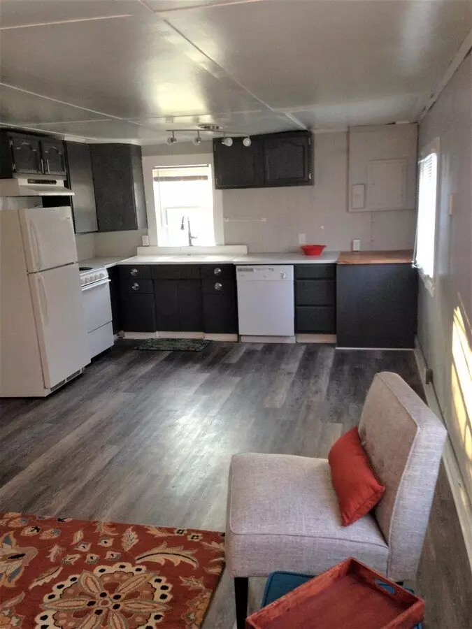 7 - Chalet Village 1615-1619 Farmer Apartment for rent in Murray, KY