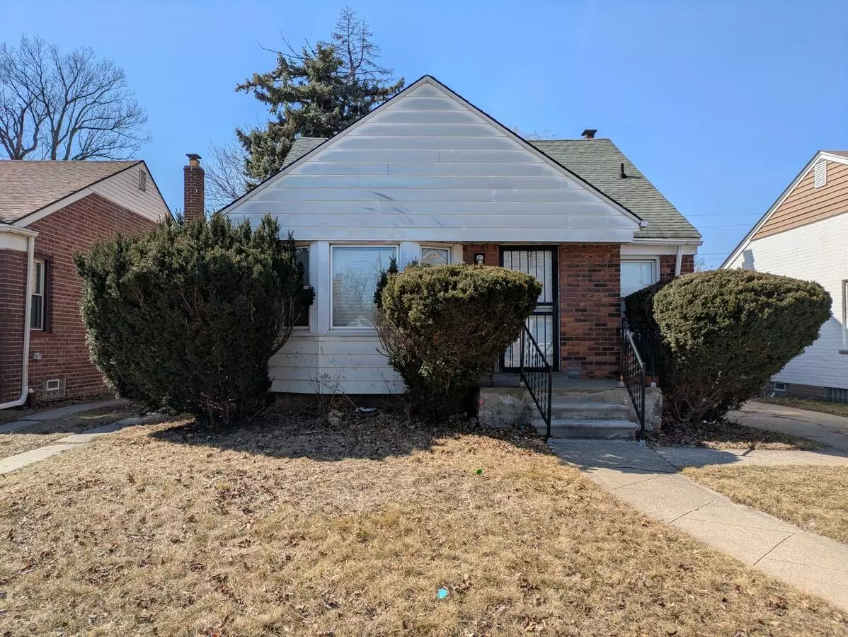 18713 Glastonbury 3 Bed/2 Full Bath With Formal Dining Room Located In Evergreen-outer Dr House for rent in Detroit, MI