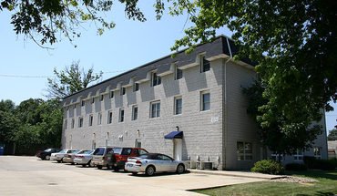 206 S Linden Apartment for rent in Normal, IL