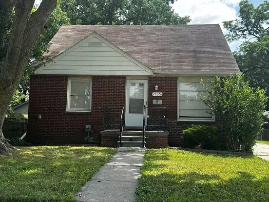 3 Bedroom Home In Roseville Apartment for rent in Roseville, MI