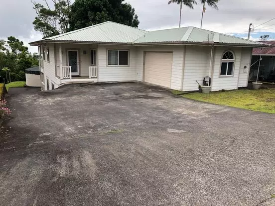 Lovely & Spacious 3 Bedroom 2 Bath Home (upstairs Unit) In Hilo. Apartment for rent in Hilo, HI Lovely & Spacious 3 Bedroom 2 Bath Home (upstairs Unit) In Hilo. Apartment for rent in Hilo, HI
