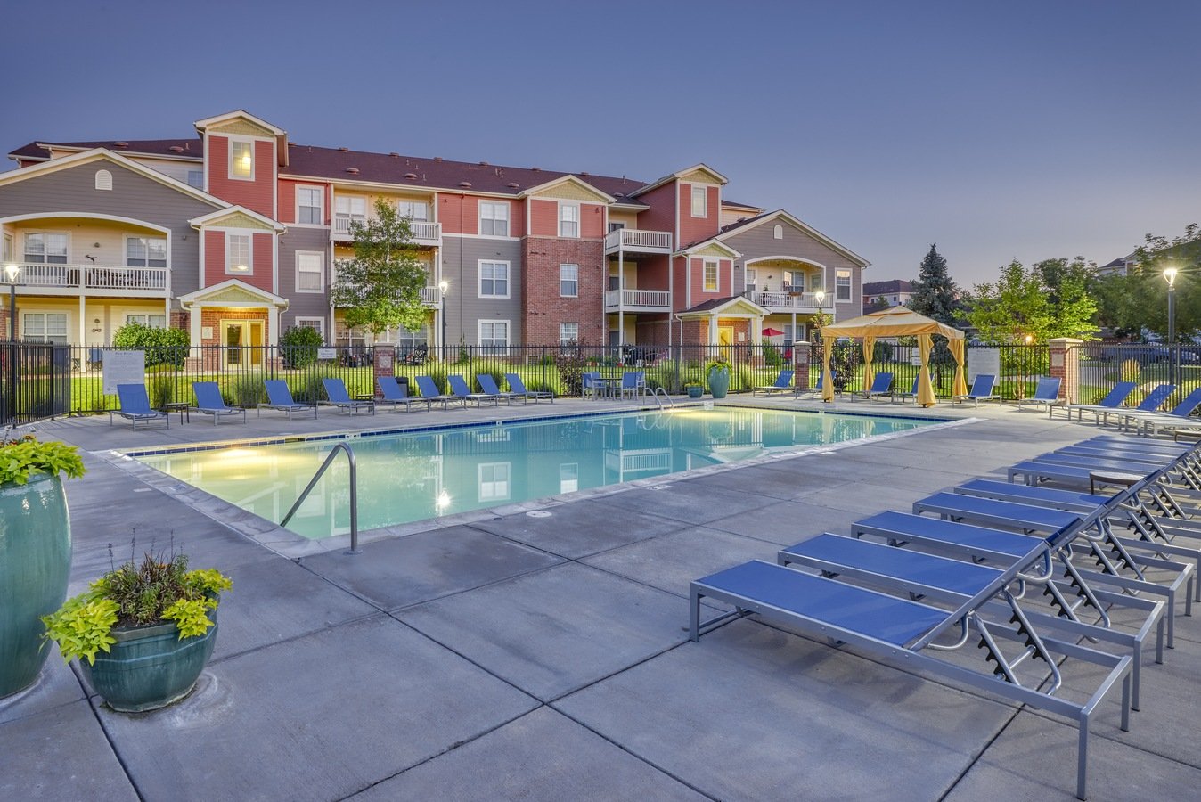 Bear Valley Park Apartments Denver, CO Rentable
