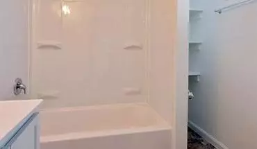 5 of 12 3909 Dolfield Ave Apartment for rent in Baltimore, MD