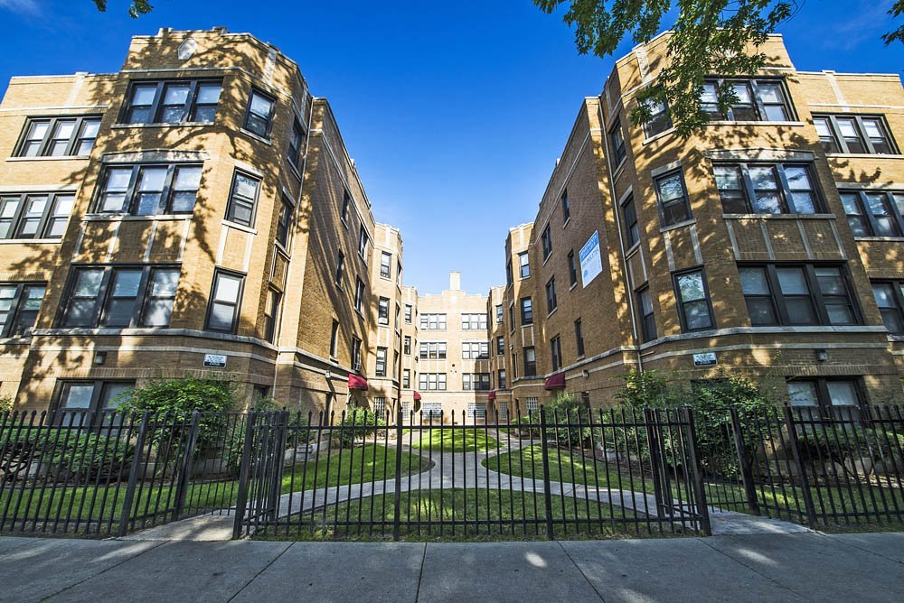 8236 S Maryland Ave Apartments Chicago, IL Rentable