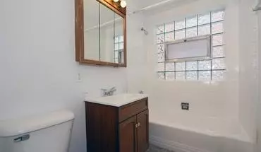 3 of 8 6743 S Oglesby Apartment for rent in Chicago, IL