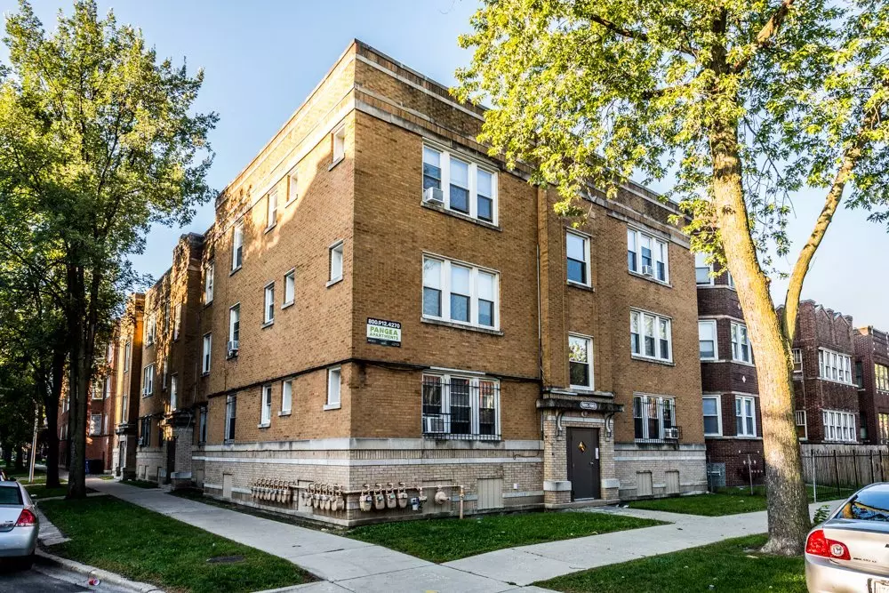 5001 W Adams St Apartment for rent in Chicago, IL