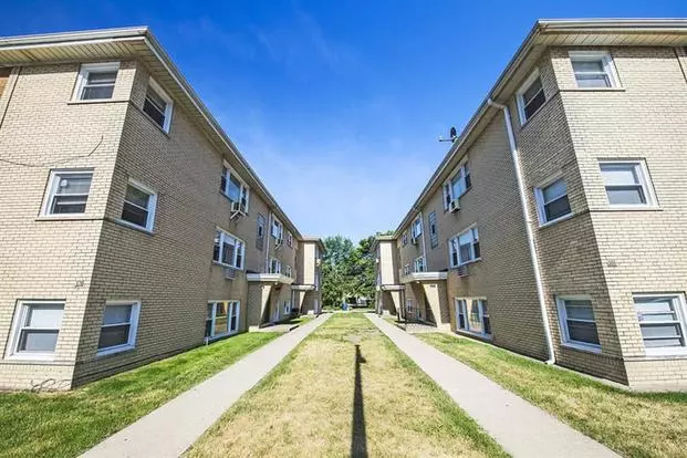 470 Gordon Ave Apartment for rent in Calumet City, IL