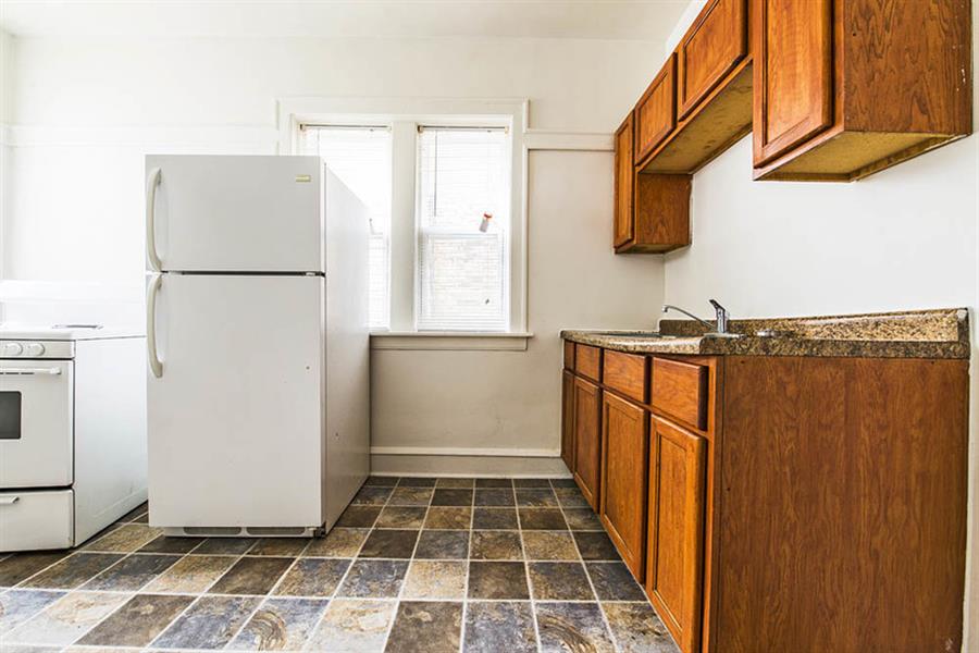 8227 S Marshfield Apartments 8227 S Marshfield Chicago, IL