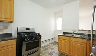 2 of 8 8456 S Wabash Ave Apartment for rent in Chicago, IL