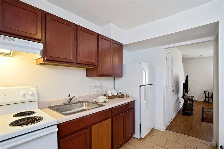 Pangea Oak Stage Apartments Baltimore, MD Rentable
