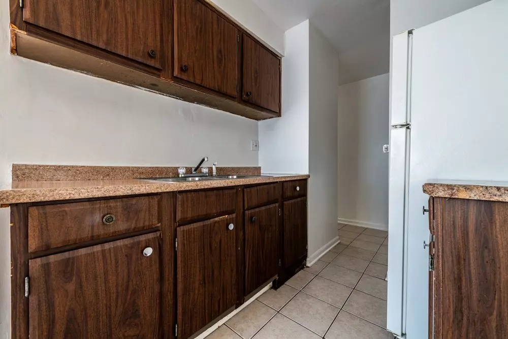 2110 S 5th Ave Apartment for rent in Maywood, IL