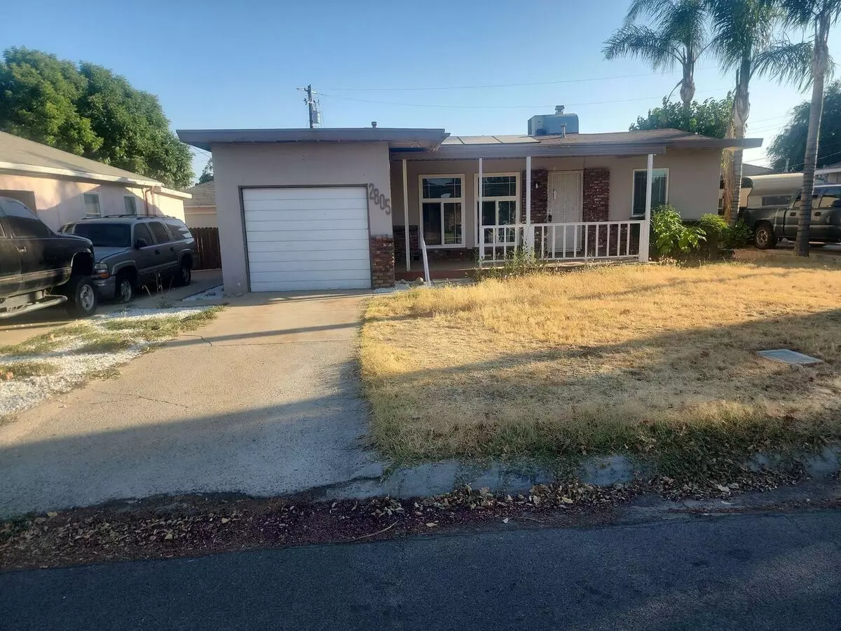 Lovely Property In Bakersfield – 10 Minutes Away From Downtown. Schedule Your Tour Now House for rent in Bakersfield, CA