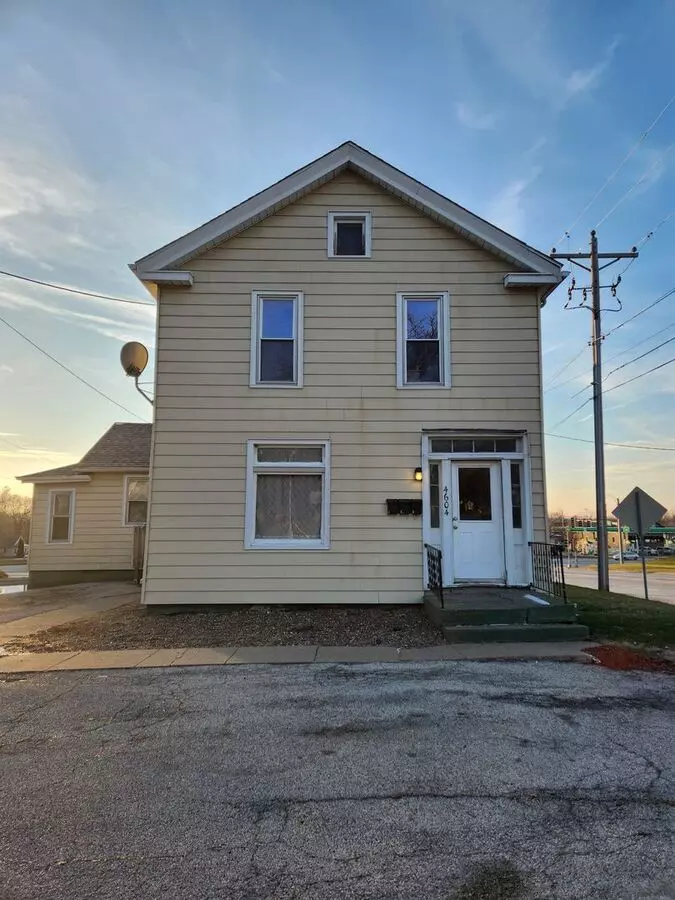 Baby 40 Apartment for rent in Rock Island, IL