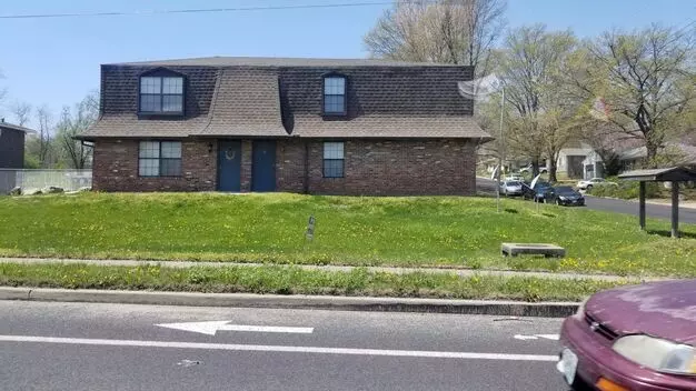 1720 Amelia St Apartment for rent in Columbia, MO