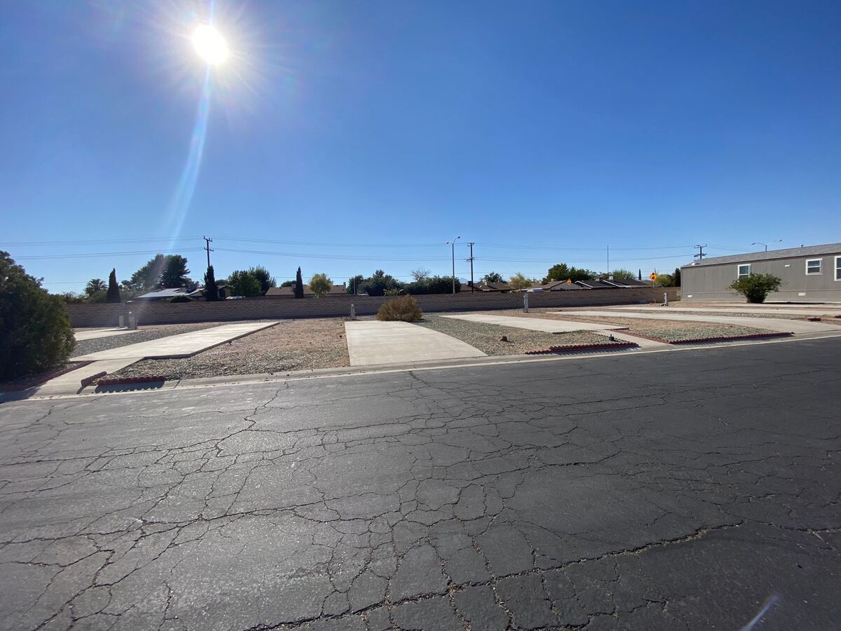 Sand Ridgecrest Sands Mobile Park Apartments Ridgecrest, CA | Rentable