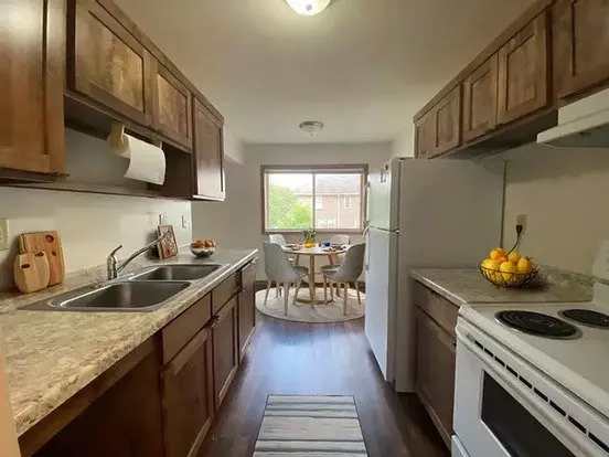 1117 7th St SE Apartment for rent in Minneapolis, MN
