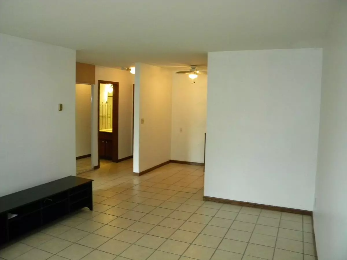 904-912 Apartment for rent in Minneapolis, MN
