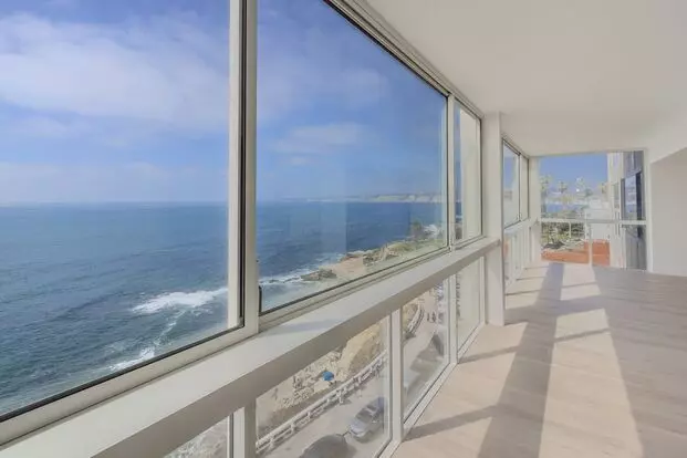 939 Coast Blvd Apartment for rent in La Jolla, CA