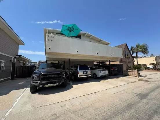 1125 And 1127 Montauk Apartment for rent in Ventura, CA