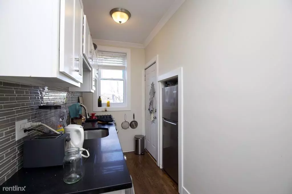 Urban Abodes Apartment for rent in Chicago, IL