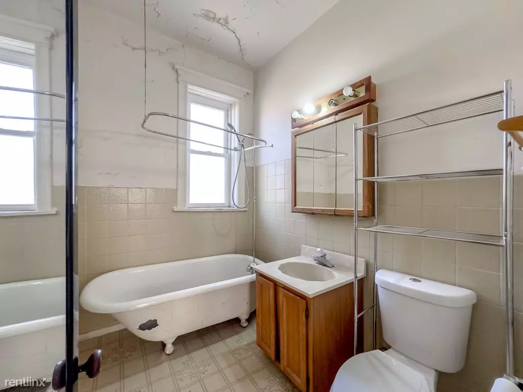 Urban Abodes Apartment for rent in Chicago, IL